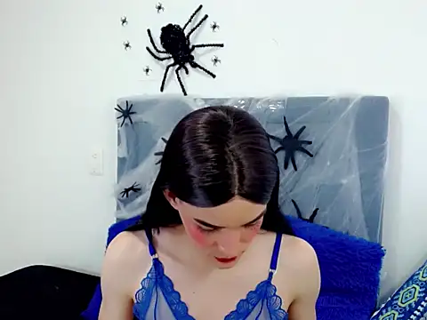 dominic 00 online show from 10-17-25, 08:44