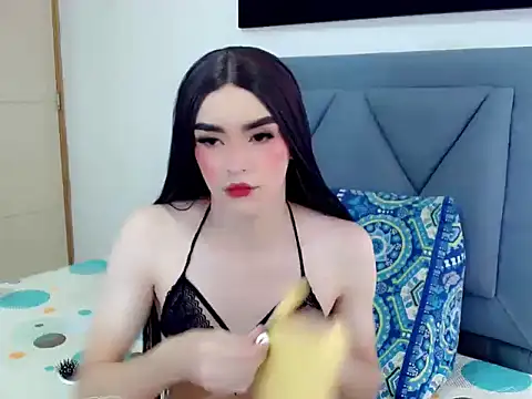 dominic 00 online show from 11-18-25, 07:29