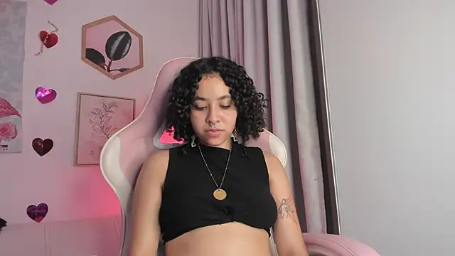 Dhalila  online show from 02-18-25, 07:43