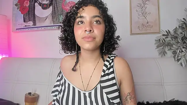 Dhalila  online show from 03-13-25, 04:38