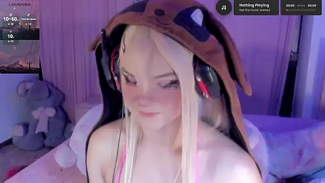 Snapshot of Angelica_Reborn chatting on 03-05-25, 07:05 Angelica Reborn online show from 03-05-25, 07:05