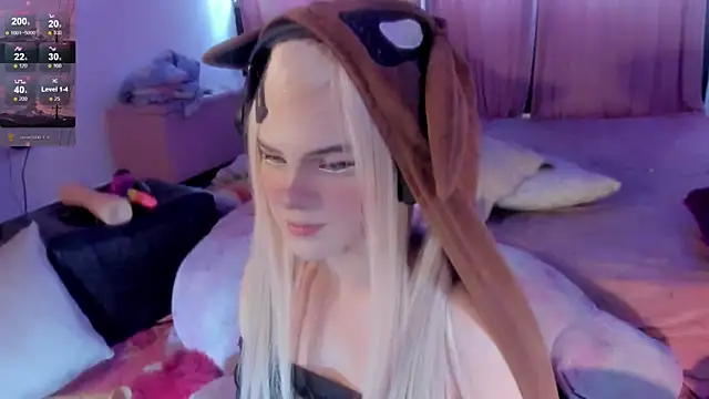 Snapshot of Angelica_Reborn chatting on 11-16-25, 07:30 Angelica Reborn online show from 11-16-25, 07:30