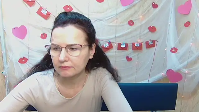 Miroslava Happi online show from 02-14-25, 09:34