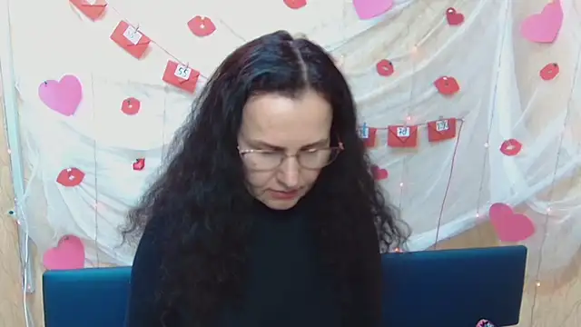 Miroslava Happi online show from 02-15-25, 09:27