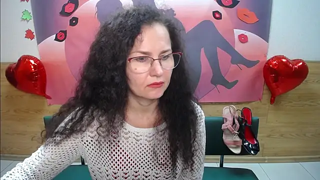 Miroslava Happi online show from 10-13-25, 05:29