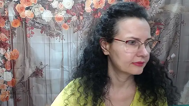 Snapshot of Miroslava_Happi chatting on 05-24-26, 05:45 Miroslava Happi online show from 05-24-26, 05:45