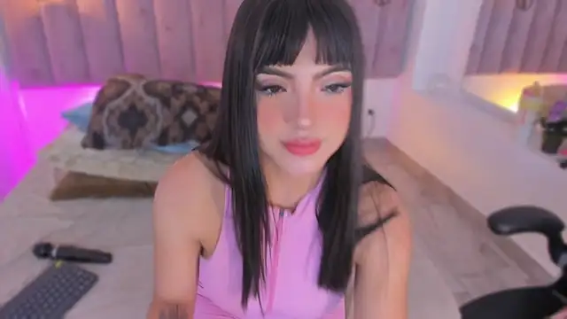 Snapshot of emmiily_z chatting on 07-16-26, 08:15 emmiily z online show from 07-16-26, 08:15