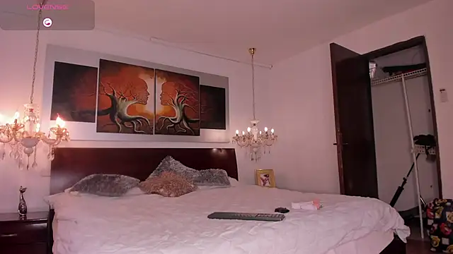 Snapshot of Jakexv chatting on 02-19-25, 11:28 Jakexv online show from 02-19-25, 11:28