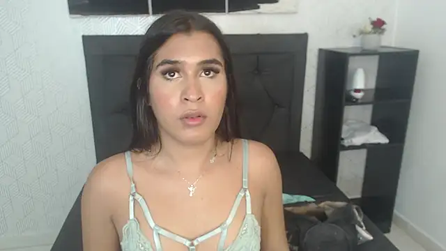 Selena fox7 online show from 03-15-25, 05:08