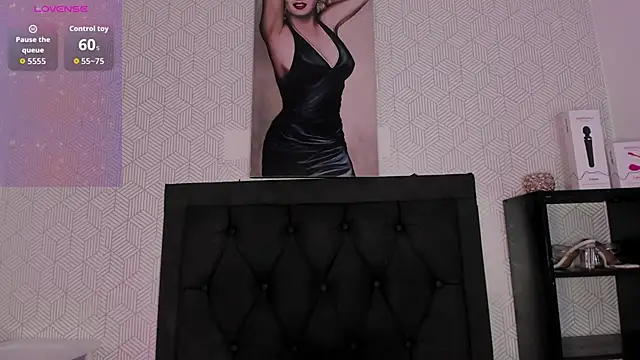 Selena fox7 online show from 02-03-26, 06:40