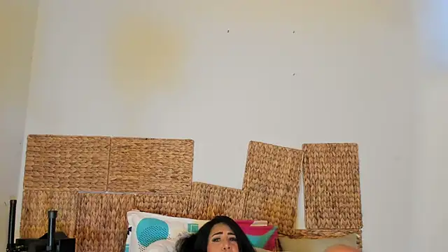 Jackiehmilf52 online show from 06-20-26, 02:31
