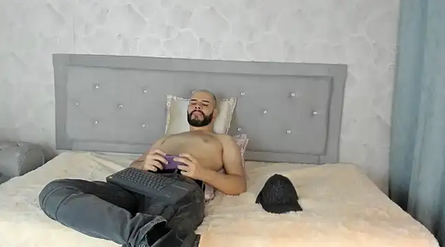 Luke Diaz7 online show from 02-17-25, 11:53