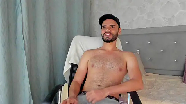 Luke Diaz7 online show from 03-11-25, 04:32