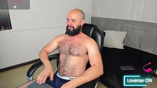 Luke Diaz7 online show from 10-05-25, 03:49