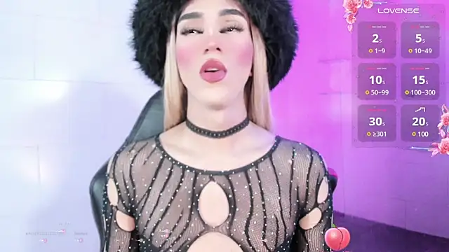 emelly horny  online show from 03-12-25, 05:38