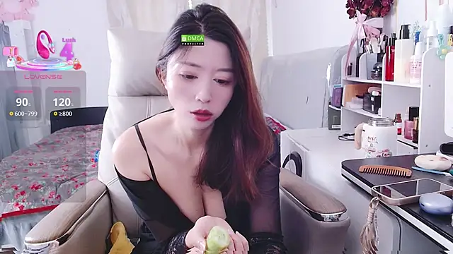 Snapshot of Tangtang-baby chatting on 04-16-26, 02:56 Tangtang-baby online show from 04-16-26, 02:56