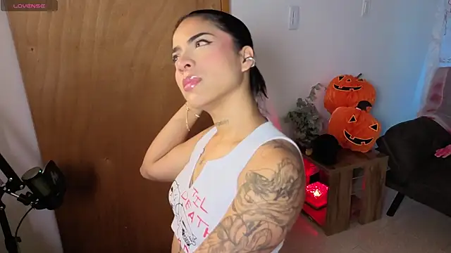 Maryybellax online show from 10-16-25, 09:27