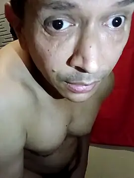 machoactivo1 online show from 10-05-25, 08:23