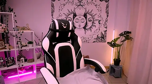 EllySunlover online show from 03-04-25, 03:00