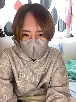 Snapshot of makitoru chatting on 03-06-25, 05:14 makitoru online show from 03-06-25, 05:14