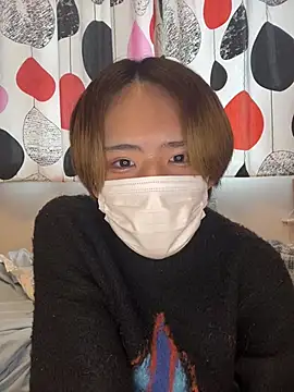 Snapshot of makitoru chatting on 03-16-25, 05:14 makitoru online show from 03-16-25, 05:14