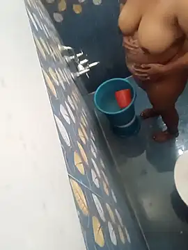 Snapshot of Srisetty chatting on 11-19-25, 04:34 Srisetty online show from 11-19-25, 04:34