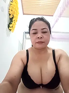 Baby-bigtits2024 online show from 03-08-25, 08:33