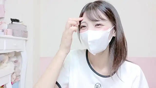 -nyanko- online show from 10-15-25, 04:29