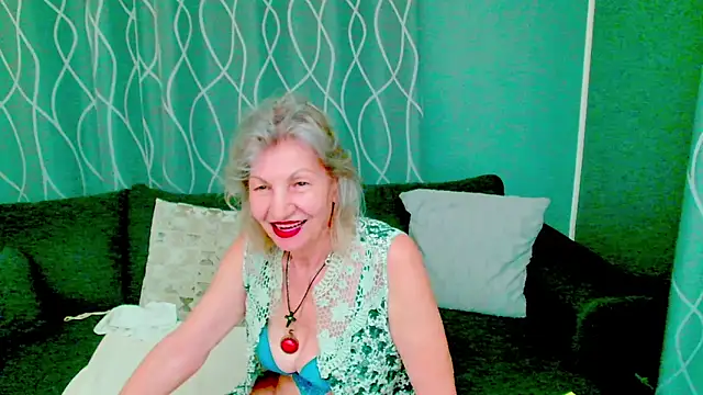 adeleadison online show from 10-11-25, 04:01