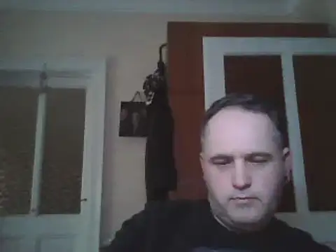 Szolga10 online show from 03-05-25, 04:24