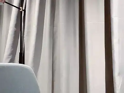 Snapshot of Mia-77 chatting on 03-08-25, 10:22 Mia-77 online show from 03-08-25, 10:22