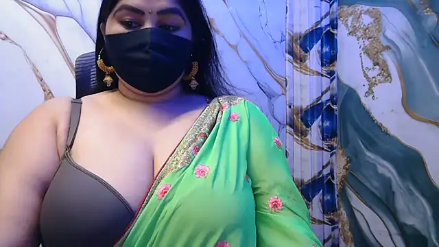 Snapshot of seetatiwari chatting on 04-17-26, 05:27 seetatiwari online show from 04-17-26, 05:27