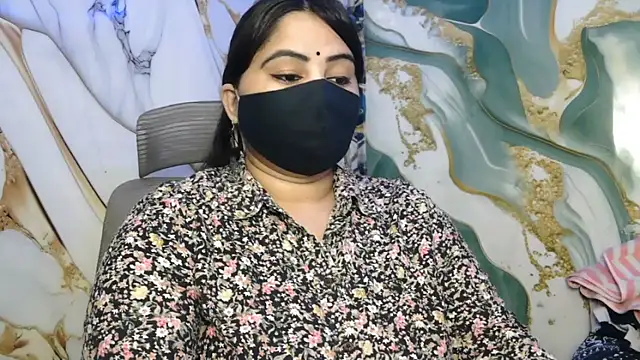 Snapshot of seetatiwari chatting on 04-22-26, 06:42 seetatiwari online show from 04-22-26, 06:42