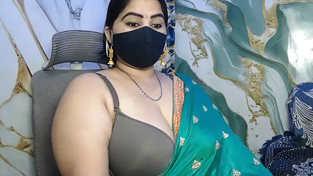 Snapshot of seetatiwari chatting on 04-23-26, 06:21 seetatiwari online show from 04-23-26, 06:21