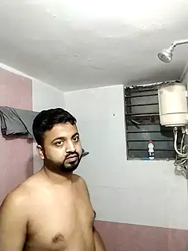 Snapshot of Vij717 chatting on 03-18-25, 01:00 Vij717 online show from 03-18-25, 01:00
