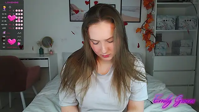 Snapshot of EmilyxxGraces chatting on 02-28-25, 09:23 EmilyxxGraces online show from 02-28-25, 09:23