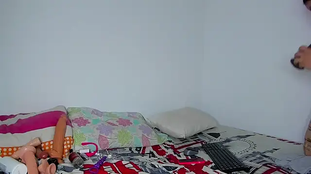 MELINAMARTINS online show from 02-02-26, 10:19