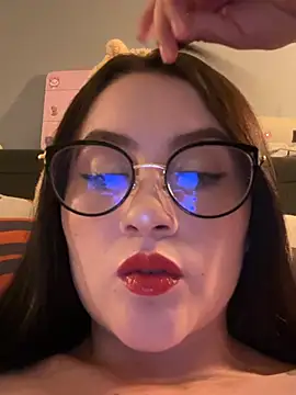 ValentinaOrtiz3 online show from 06-01-26, 11:17