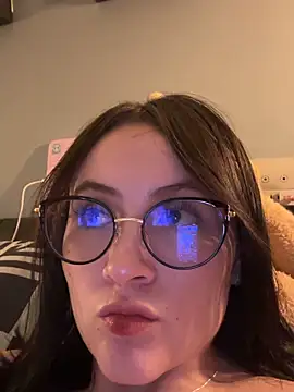 ValentinaOrtiz3 online show from 06-10-26, 02:56