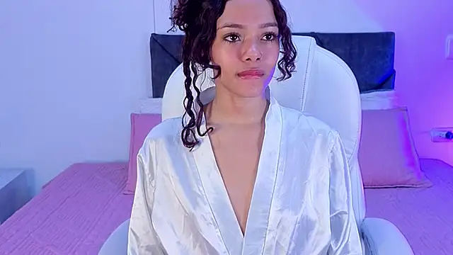 sara sharma  online show from 09-18-25, 01:24