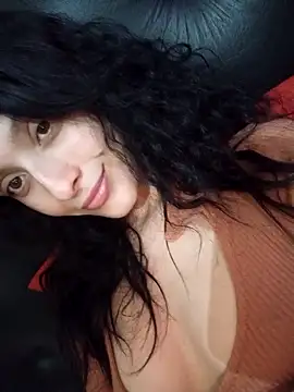 Snapshot of Gemaa15 chatting on 09-24-25, 12:47 Gemaa15 online show from 09-24-25, 12:47