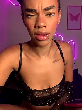 Snapshot of Mirellysbs1 chatting on 12-19-25, 05:47 Mirellysbs1 online show from 12-19-25, 05:47