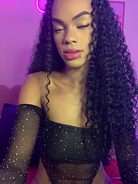 Snapshot of Mirellysbs1 chatting on 01-17-26, 04:28 Mirellysbs1 online show from 01-17-26, 04:28