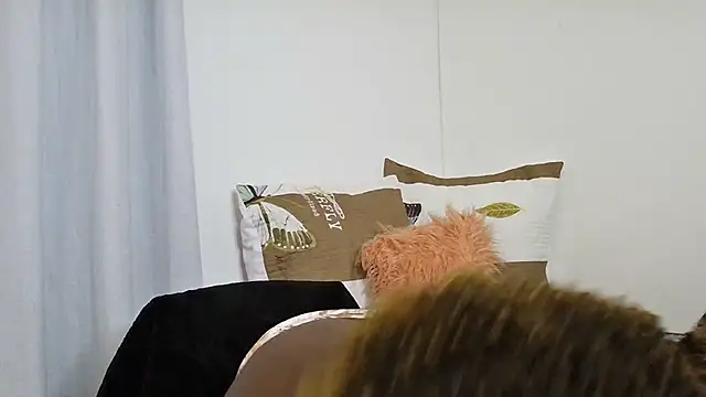 victora3 online show from 11-26-25, 02:23