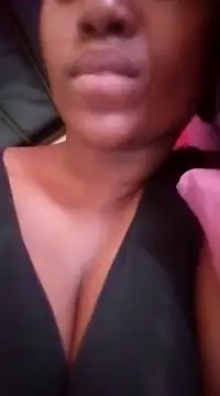 Coco Nile online show from 02-14-25, 01:18
