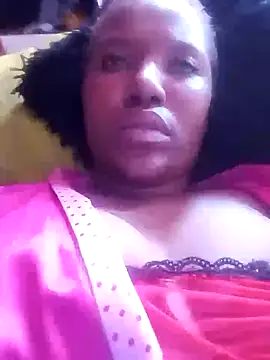 Coco Nile online show from 02-17-25, 06:20