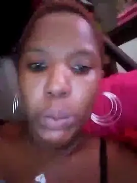 Coco Nile online show from 02-25-25, 02:44