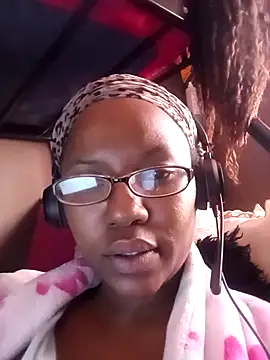 Coco Nile online show from 09-26-25, 10:41