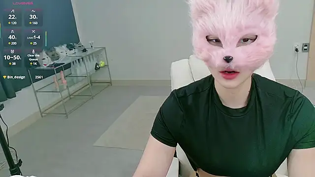 Snapshot of Kor_Cat chatting on 03-19-25, 08:12 Kor Cat online show from 03-19-25, 08:12