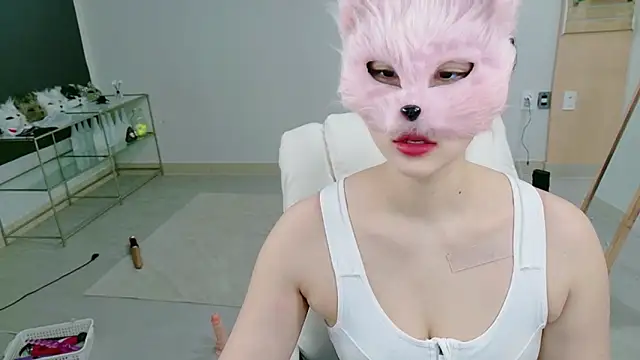 Snapshot of Kor_Cat chatting on 03-21-25, 11:01 Kor Cat online show from 03-21-25, 11:01